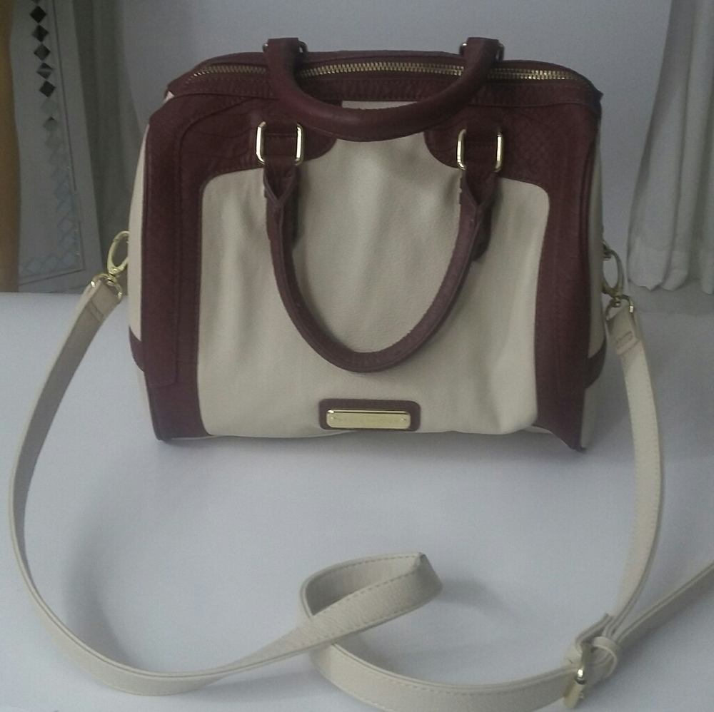 Steve Madden purse